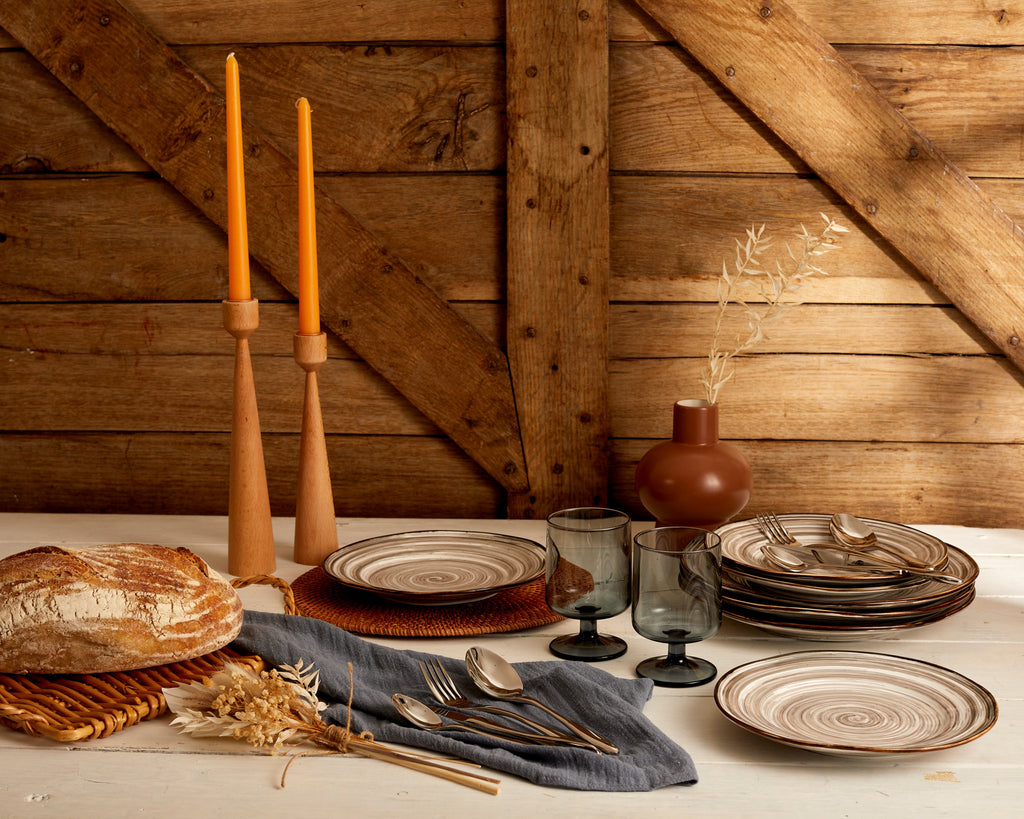 HanÃ³i Porcelain Round Dinner Plate-1