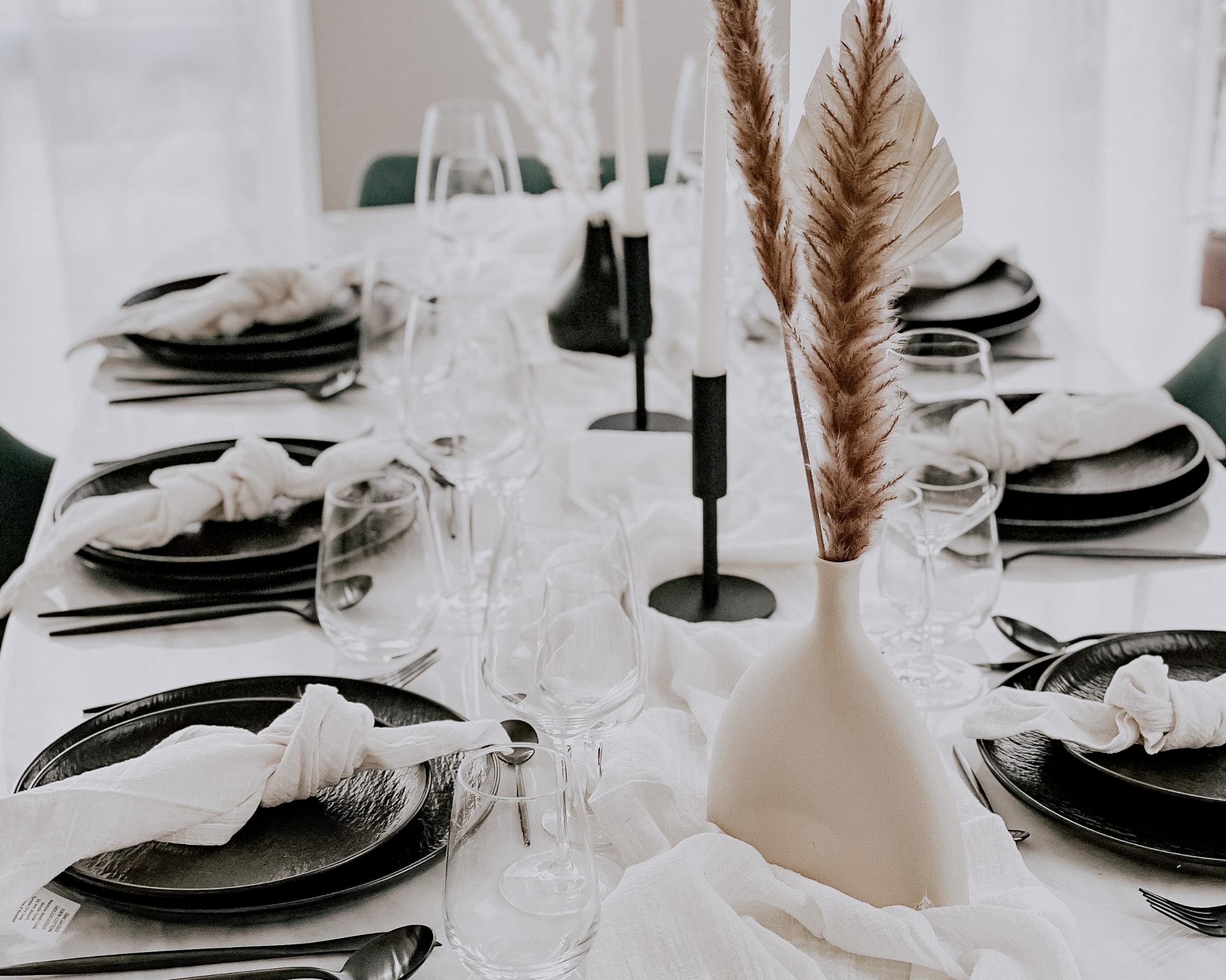 Enigma Black Porcelain Round Dinner Plate-3