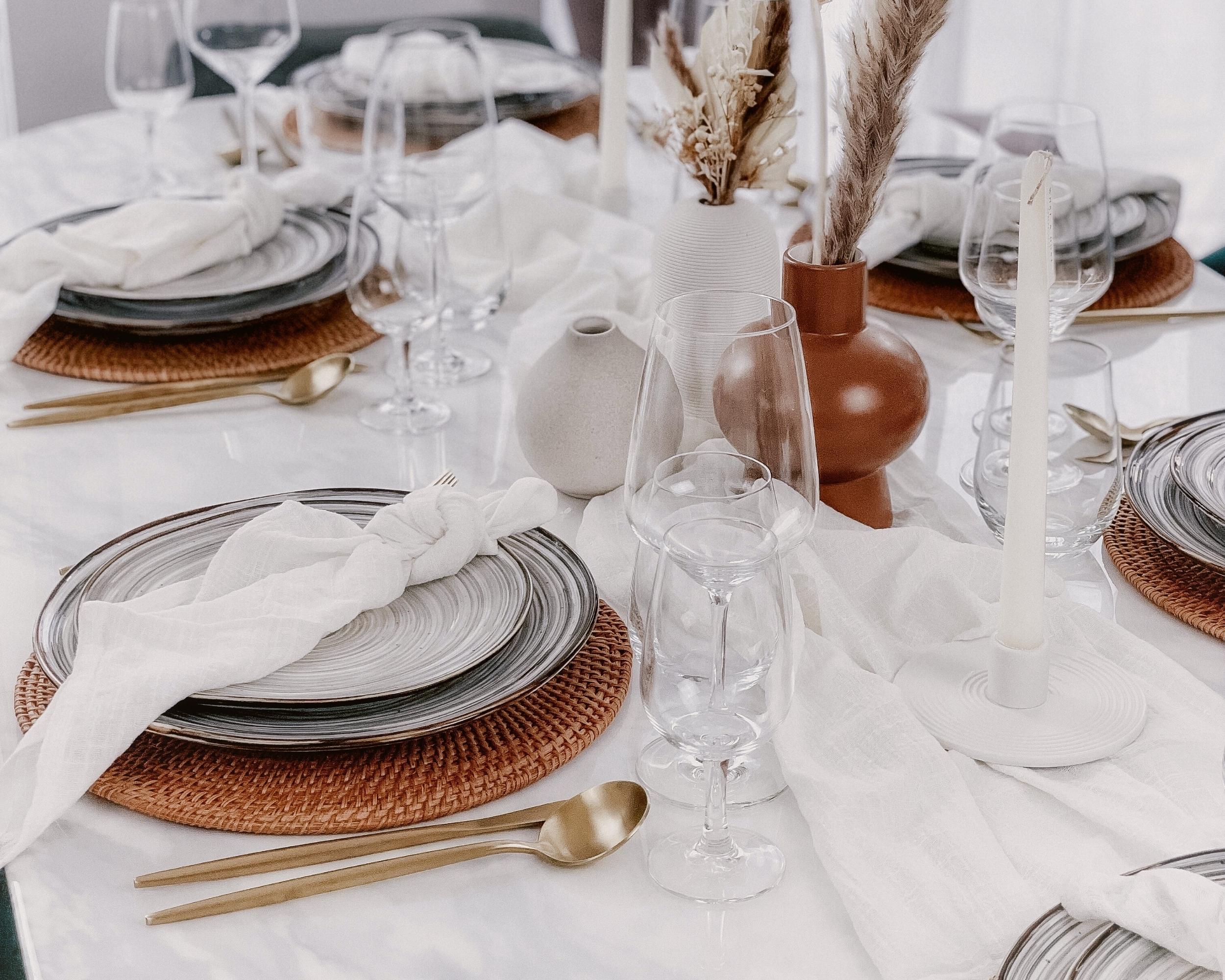 HanÃ³i Porcelain Round Dinner Plate-4